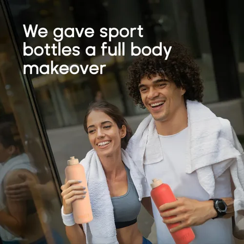Vista 2 de Botella de agua deportiva – Cuerpo exprimible suave al tacto con boquilla de una sola mano, ligera, sin derrames, para gimnasio, cardio y deportes