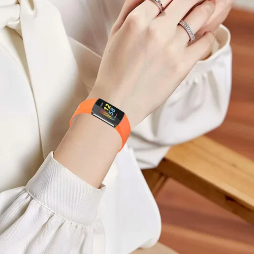 Vista 6 de Miimall Compatible con Fitbit Charge 5 6, correa deportiva de silicona suave impermeable para Fitbit Charge 5 2021 Fitbit Charge 6 2023 mujeres