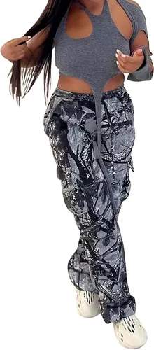 Vista 2 de Vakkest Pantalones cargo de camuflaje de gran tamaño para mujer, pantalones deportivos de entrenamiento, camuflaje militar, fatiga con bolsillos