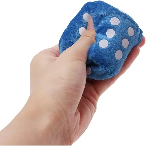 Vista 8 de Paquete de 2 dados peludos para espejo de automóvil, 6 opciones de color, dados colgantes de felpa con ventosa fuerte, accesorio clásico retro