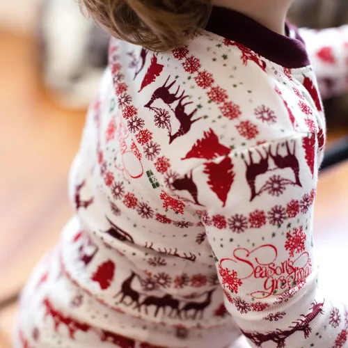Vista 4 de Burt's Bees Baby - Conjuntos de pijamas de Navidad familiares a juego, de algodón orgánico, para niños, bebés, mujeres y adultos