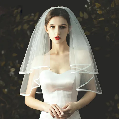 Vista 2 de auwiyd Velo de novia corto velo de boda con borde de satén con peine para mujeres y niñas, velo de borde de cinta de 2 niveles para boda, despedida