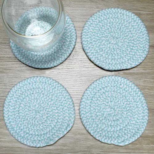 Vista 2 de Elegante posavasos trenzados con cable, juego de 4 (4 pulgadas, redondo, azul)