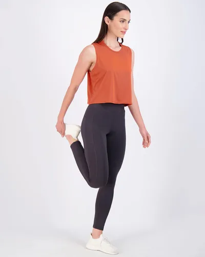 Vista 5 de Real Essentials Paquete de 5 camiseta sin mangas de verano Dry Fit para mujer, camiseta deportiva para gimnasio, yoga, entrenamiento