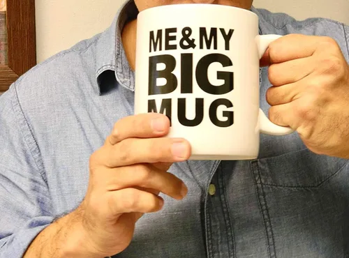 Vista 5 de Rockin Taza de café extragrande con texto en inglés "I Love You", taza gigante de 28 onzas para bebidas grandes con asa, regalo novedoso y alto