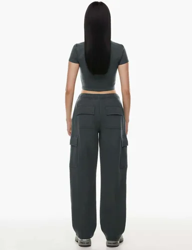 Vista 4 de Pantalones deportivos casuales holgados de forro polar para mujer, pantalones deportivos de pierna ancha de gran tamaño con 6 bolsillos para otoño e