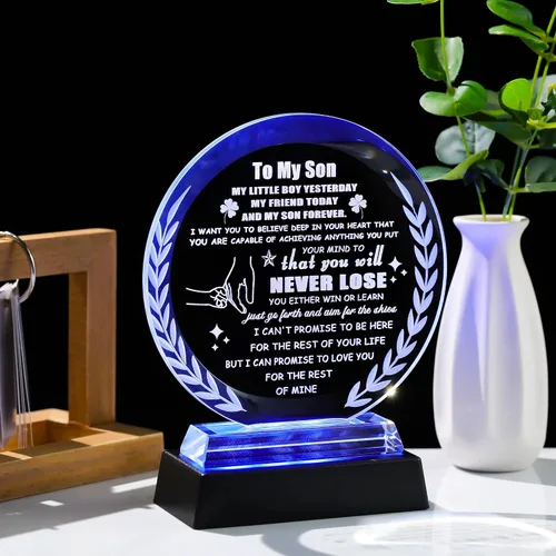 Vista 5 de Regalos para hijo de mamá, papá a mi hijo, regalos de placa de cristal con base colorida, regalos de cristal significativos para adultos, hijo