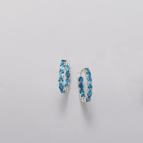 Vista 3 de Pendientes de aro Ross-Simons con topacio azul Londres de 4,30 qt. en plata de ley