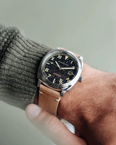 Vista 9 de Spinnaker Mens 42mm Hull California Automatic 3 Hands Watch with Genuine Leather Strap SP-5071