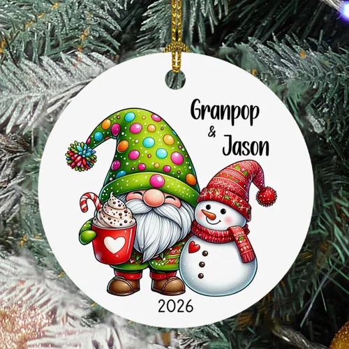 Vista 7 de Adorno de cristal de Navidad personalizado con nombre, muñeco de nieve personalizado para árbol de Navidad 2025, nuevo adorno de Navidad para bebé
