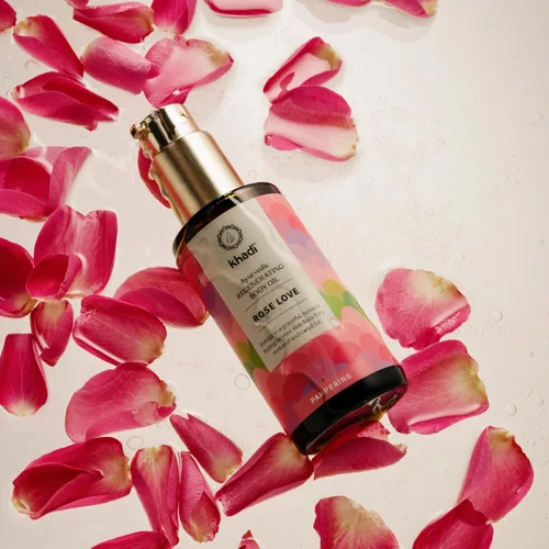 Vista 5 de KHADI ROSE LOVE Aceite corporal regenerador ayurvédico - Aceite de belleza de lujo - Mimos y regenerador - 100% a base de plantas y natural -3.38