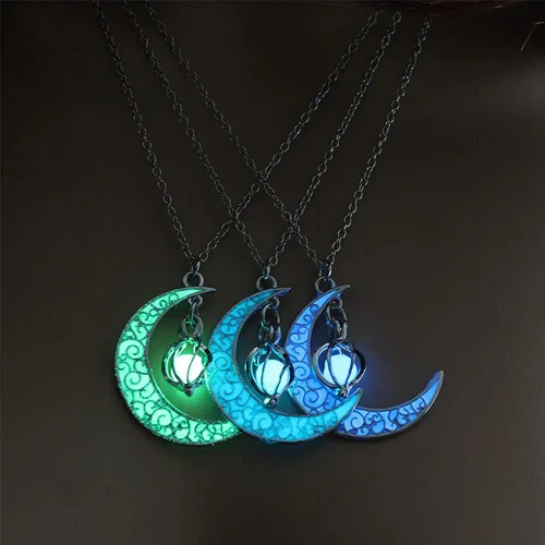 Vista 2 de Collar luminoso con colgante de luna creciente de Halloween, farol de calabaza para mujeres y hombres, que brilla en la oscuridad, regalo de joyería