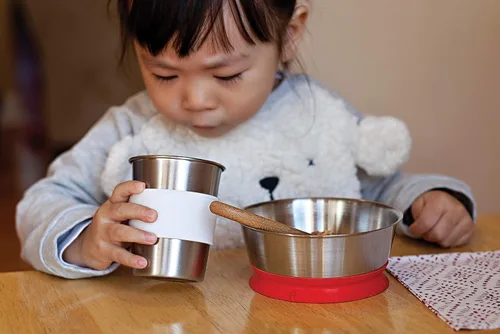 Vista 6 de Red Rover Vasos coloridos de acero inoxidable para niños con fundas de silicona, juego de 4, 10 onzas, multicolor
