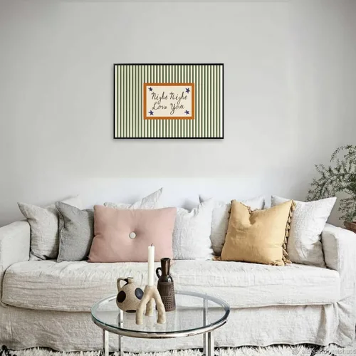 Vista 4 de Arte de pared moderno de mediados de siglo para guardería, impresión de paisaje retro a rayas con cita nocturna de amor, estilo vintage, póster