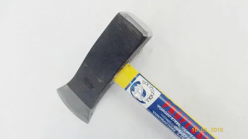 Vista 2 de Maul con patrón Stubby Fibra de vidrio handle- Mango para hacha