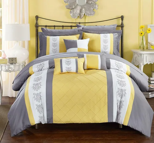 Vista 2 de Juego de ropa de cama de 10 piezas Chic Home con edredón con cierre fruncido, para cama king, todo en una bolsa