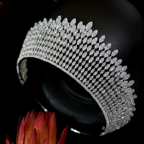 Vista 3 de hair jewelry crown tiaras for women Princess Crown Retro European Bridal Headdress Crystal Crown Selection Hair Band Bridal Hair Accessories