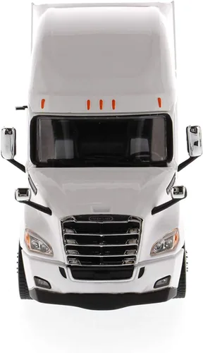 Vista 4 de Diecast Masters Freightliner Cascadia SBFA Tándem a escala 1:50 con durmiente de 72" Serie de transporte Modelo blanco perla 71027