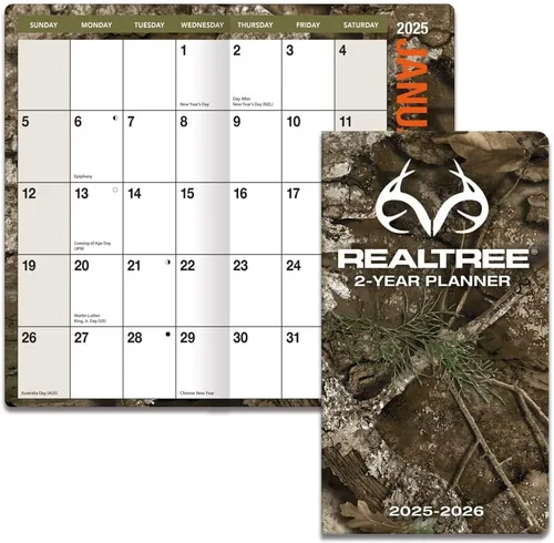 Vista 7 de TURNER LICENSING Realtree 2025 - Planificador de dos años - PF (25998161228)