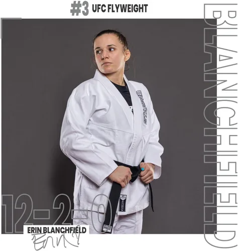 Vista 4 de Starpro BJJ Gi Kids - Jiu-Jitsu Uniform With Free White Belt Blanco