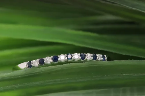 Vista 8 de Dazzlingrock Collection Anillo apilable de boda con piedras preciosas y diamantes de 14 quilates, oro blanco