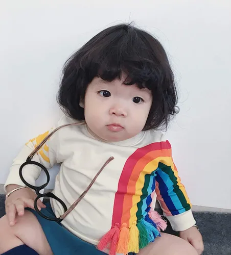 Vista 4 de Sudadera de manga larga con borlas de arco iris para niños pequeños