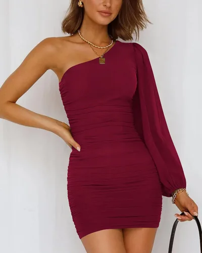 Vista 3 de BTFBM Vestido corto para mujer, con un hombro descubierto, fruncido, manga larga abombada, para primavera, verano, club, fiesta, cóctel