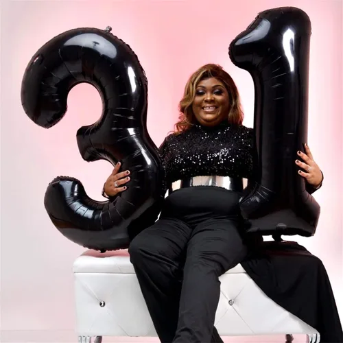 Vista 5 de Globos negros del número 10 para decoraciones de cumpleaños número 10, globos de helio de mylar de lámina de 40 pulgadas negros del número 1 & 0