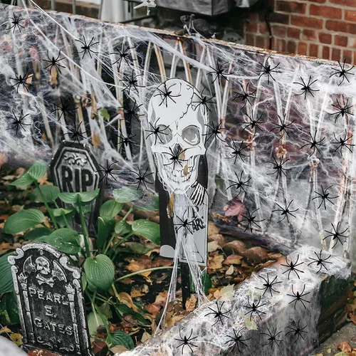 Vista 8 de Telarañas de 900 pies cuadrados para decoración de Halloween con 100 arañas falsas, telarañas súper elásticas para decoraciones de Halloween