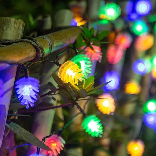 Vista 10 de Guirnalda de luces LED con cono de pino, impermeable, 16.4 pies, 20 LED, funciona con energía solar, para jardín, valla, árboles de Navidad, boda 20