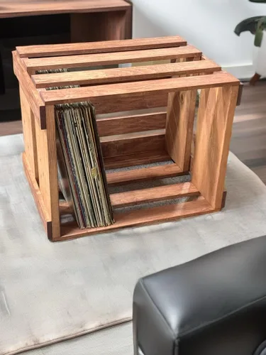 Vista 4 de Darla'Studio 66 Soporte para discos de vinilo Caja de madera