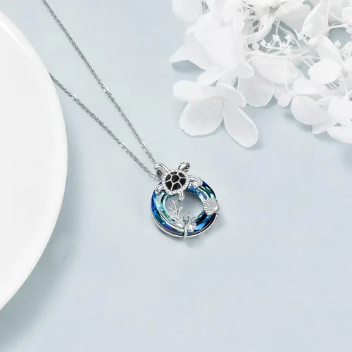 Vista 5 de Collar de delfíntortugacangrejo de plata de ley con colgante de delfín de cristal para mujer