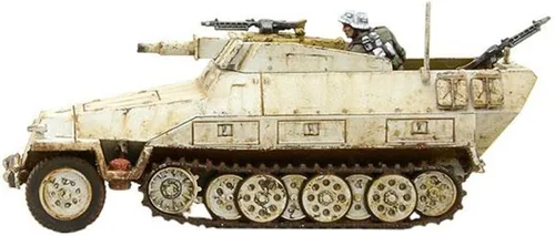Vista 7 de Bolt Action Sd.Kfz 251/9 Ausf D (Stummel) Half Track 1:56 WWII Kit de modelo de plástico de guerra militar