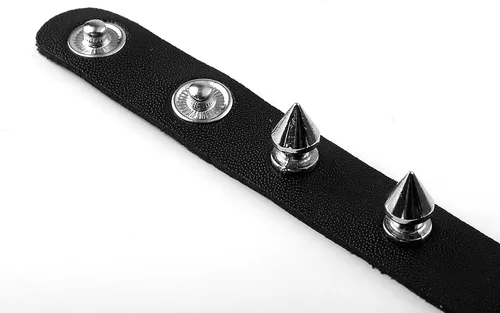 Vista 4 de Eigso - Pulseras de cuero punk para hombre y mujer, pulsera con tachuelas ajustables