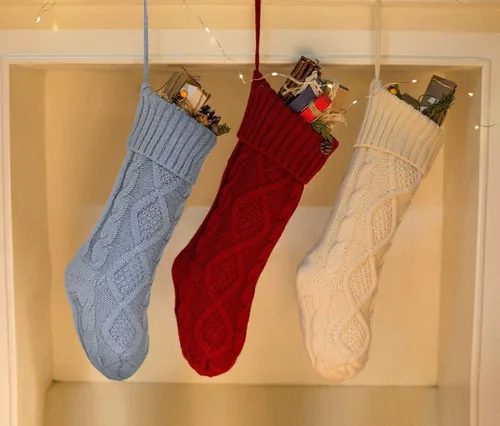 Vista 4 de Fesciory Calcetines de Navidad, paquete de 6 calcetines de punto grandes de 18 pulgadas y decoración para fiestas familiares de Navidad, borgoña