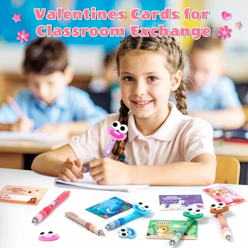 Vista 7 de Tarjetas del día de San Valentín para niños con 24 bolígrafos, regalos del día de San Valentín para la escuela de niños, bolígrafo de sonrisa
