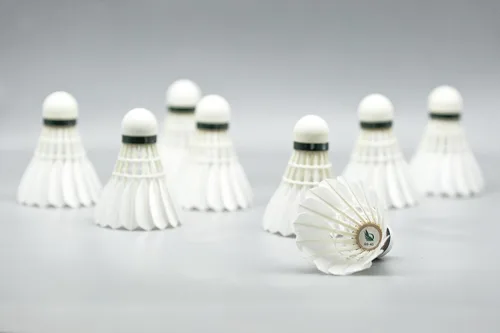 Vista 6 de DS-40 Premium Goose Feather Badminton Shuttlecock Multi-Pack