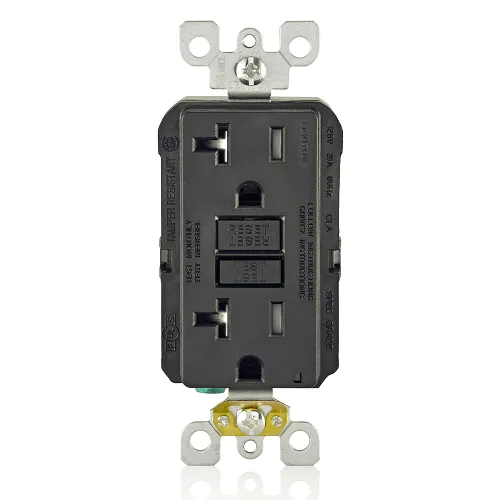 Vista 23 de Leviton SmartlockPro - Combinación GFCI de autocomprobación 15A con USB tipo A y tipo C en pared, cargador USB para teléfonos inteligentes y Blanco