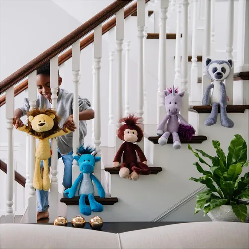 Vista 5 de GUND - Toothpick Casey Lemur Peluche Animal, Blanco y Negro, 15 pulgadas