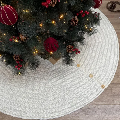 Vista 10 de Falda de árbol de Navidad de punto acanalado de 36 pulgadas con botones de roble, borgoña