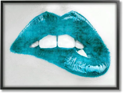 Vista 8 de Stupell Industries Modern Blue Fashion Lip Bite Feminine Glam Photography, diseñada por Sarah McGuire - Arte de pared enmarcado en blanco, 14 x 11