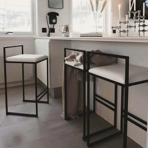 Vista 5 de Juego de 2 taburetes de bar de diseño industrial con estructura y respaldo de acero negro, altura ajustable, para cocina y comedor, elegantes sillas