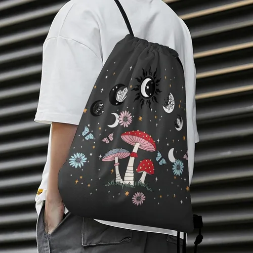 Vista 4 de USONEPT Mochila deportiva impermeable con cordón, ajustable, ligera, para gimnasio, baile, para mujeres, hombres, niños y niñas, 27, dibujos animados
