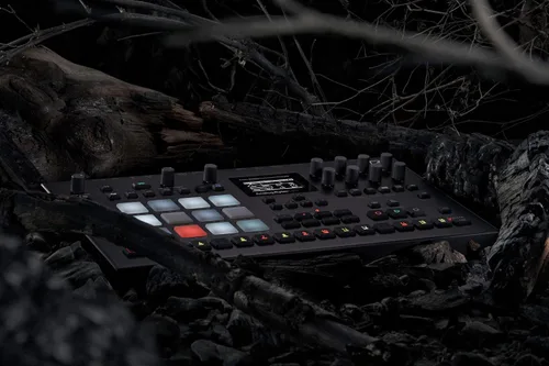 Vista 4 de Elektron Analógico Rytm MKII Ordenador y Sampler de 8 Voces