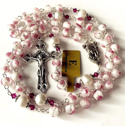 Vista 3 de elegantmedical Hecho a mano Veluriyam Rose Beads & Pearl Beads Rosario & Italia Cruz Católica Collar Caja de Regalo