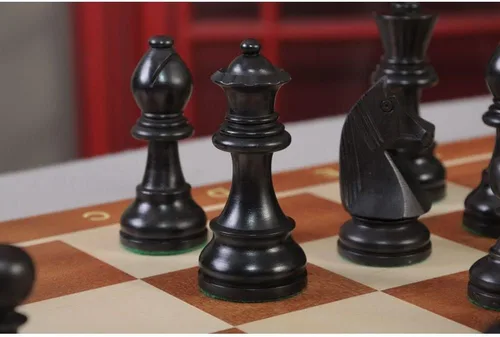 Vista 5 de Combinación de juego de ajedrez, caja y tablero inspirado en el gambito de la reina