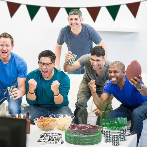 Vista 6 de Suministros para fiestas de fútbol, platos y servilletas para fiestas de fútbol