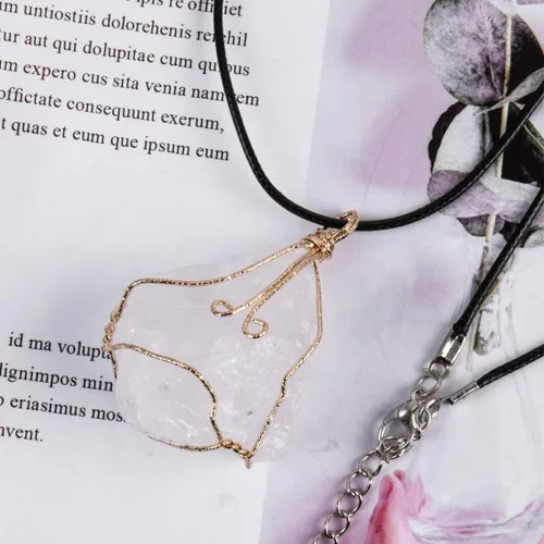 Vista 3 de YGLINE Collar de cristal curativo con piedra natural para mujer