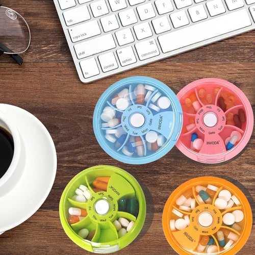 Vista 8 de 12 PIEZAS INVODA - Organizador semanal de pastillas con 7 compartimentos, pastillero giratorio para medicación diaria y vitaminas - Estuche portátil