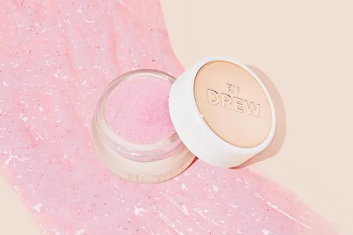 Vista 5 de FLOWER BEAUTY By Drew Barrymore Petal Pout - Exfoliante labial + nutre los labios, manteca de cacao + infusión de aceite de coco